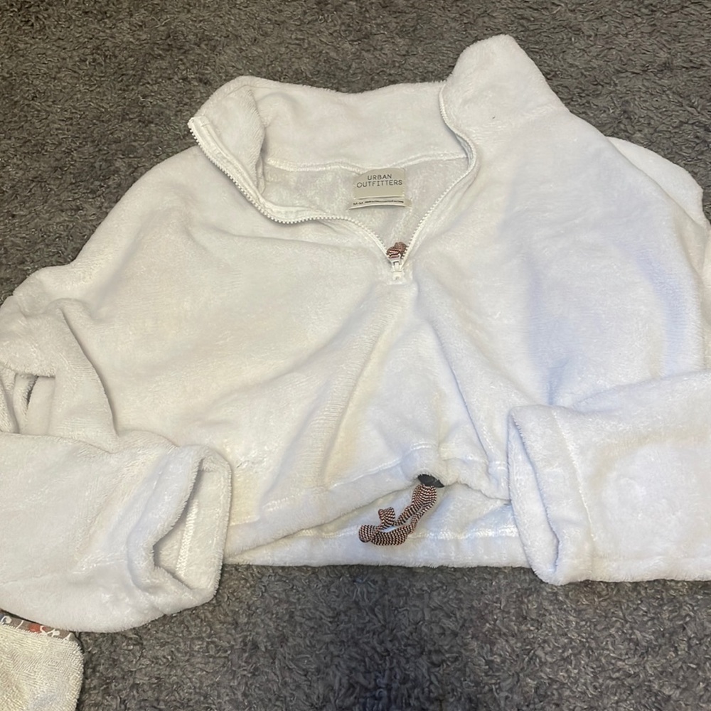 white half zip size medium UO